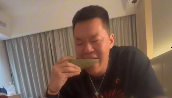 今日吃瓜的视频,揭秘娱乐圈最新热点事件