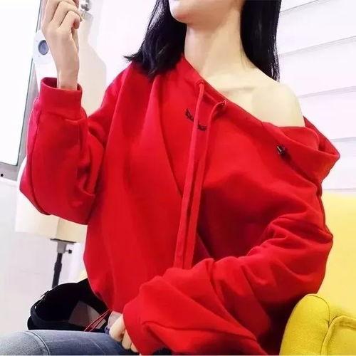 明星网红二手衣服,时尚循环，绿色生活新风尚