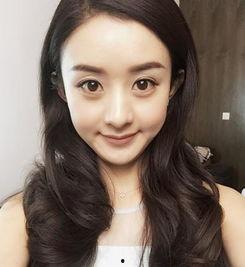 明星网红的八字,揭秘明星网红八字背后的命运密码”