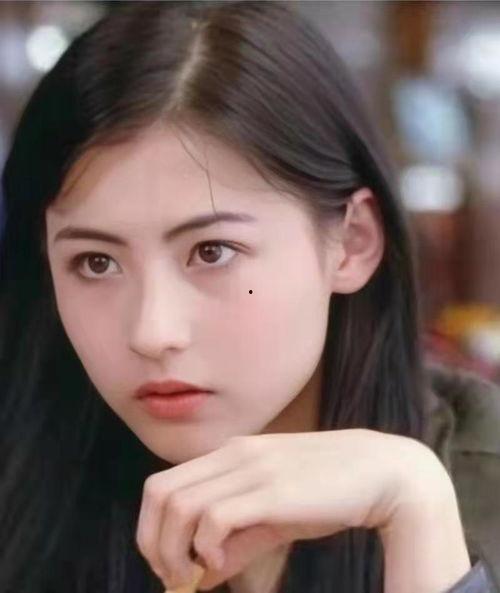 明星网红为啥都带货,揭秘明星网红带货背后的秘密与策略