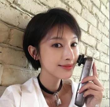 极萌美容仪器明星网红,网红明星热捧的护肤神器，揭秘美丽秘密！