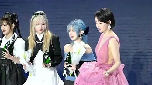 明星网红同框显差距