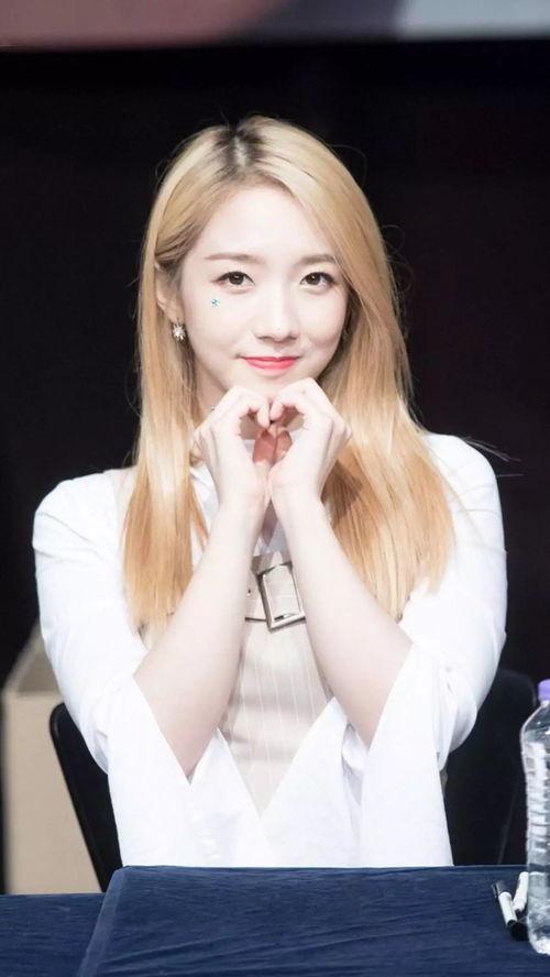 长得像很多韩国明星网红,揭秘那些与韩国明星网红神似的中国面孔