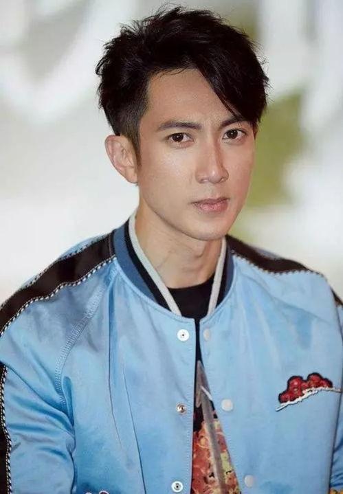 明星网红长得像男的,性别界限模糊的时尚新宠