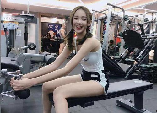 明星网红健身水壶叫什么,揭秘明星网红热爱的健身水壶品牌”